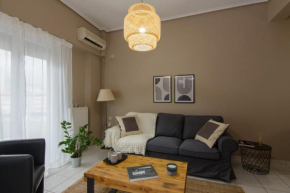 APT 48, COZY APARTMENT IN KALAMATA CITY CENTER
